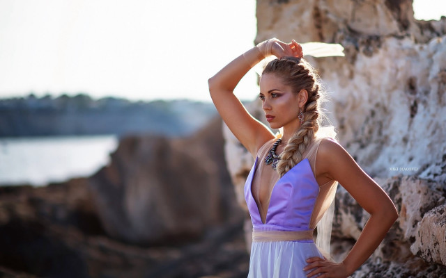 Woman braid rock surfboard fashion free wallpaper for desktop - medium preview image