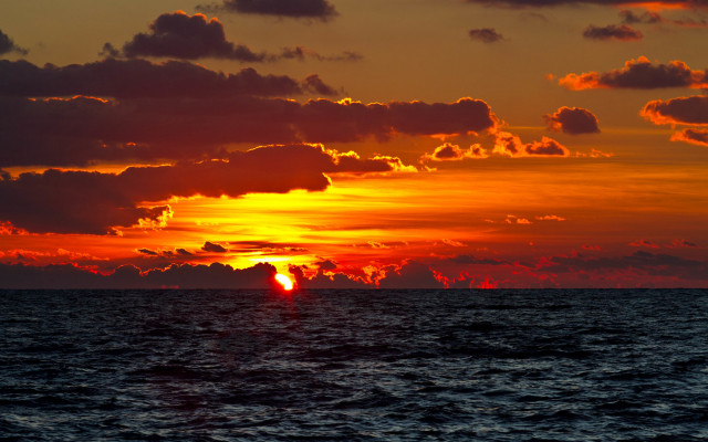 Sunset ocean clouds boat horizon #2 free wallpaper for desktop - medium preview image