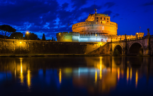 Castle bridge water night cityscape free wallpaper for desktop - medium preview image