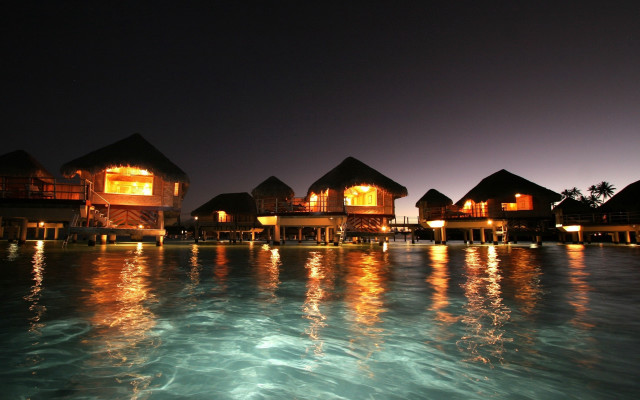 Houses water night lights bridge free wallpaper for desktop - medium preview image