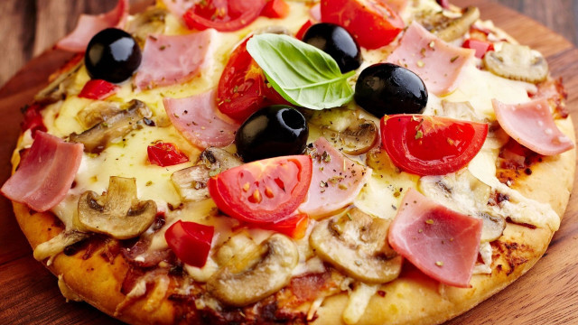 Pizza olives tomatoes mushrooms ham free wallpaper for desktop - medium preview image