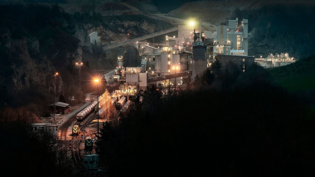 Train forest night cityscape bridge free wallpaper for desktop - medium preview image