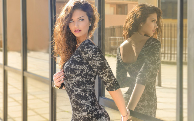 Woman window dress bangle jewelry free wallpaper for desktop - medium preview image