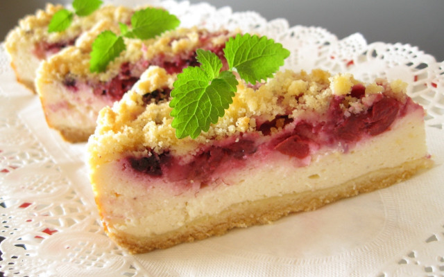 Pie slices doily table rococo free wallpaper for desktop - medium preview image