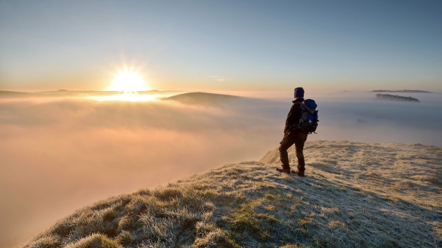 Ada hill walker sunset mountains free wallpaper for desktop - medium preview image