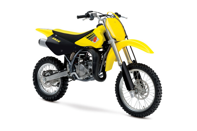 Yellow dirt bike black handlebars free wallpaper for desktop - medium preview image