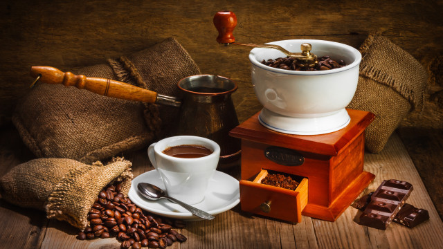 Coffee maker cup spoon table free wallpaper for desktop - medium preview image