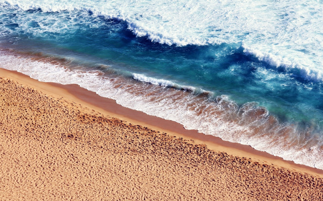 Beach wave person shore australian free wallpaper for desktop - medium preview image