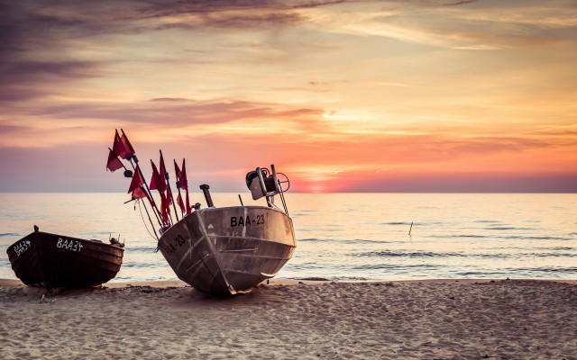 Beach boats sunset flags mountains free wallpaper for desktop - medium preview image