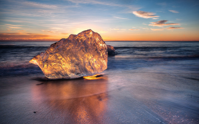 Iceberg beach sunset reflection mountain free wallpaper for desktop - medium preview image