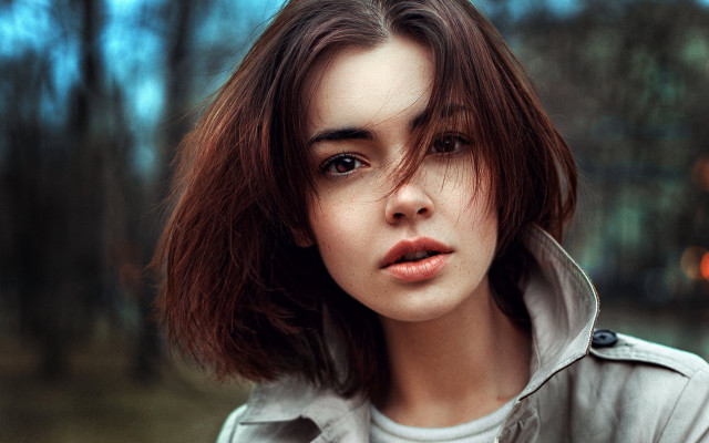 Woman brownhair whiteShirt woods blurry free wallpaper for desktop - medium preview image