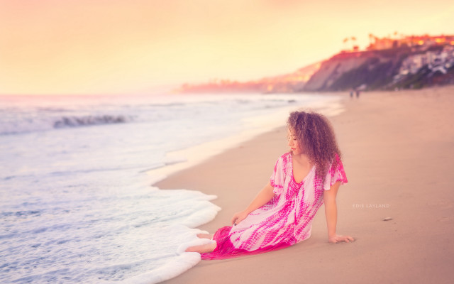 Girl beach sunset pink dress free wallpaper for desktop - medium preview image
