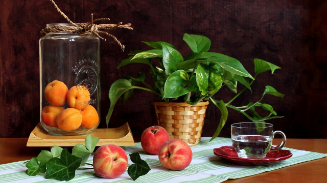 Peach jar tea table cloth free wallpaper for desktop - medium preview image