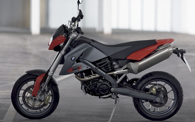 Motorcycle parking lot red black free wallpaper for desktop - medium preview image