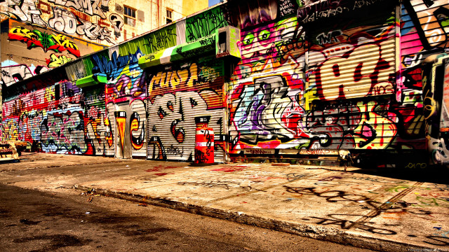 Graffiti wall building fire hydrant #2 free wallpaper for desktop - medium preview image