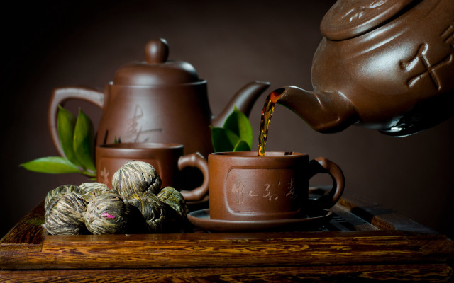 Teapot pouring tea cup tea free wallpaper for desktop - medium preview image
