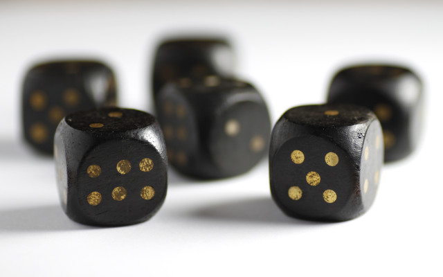 Black gold dices raytraced shallow free wallpaper for desktop - medium preview image
