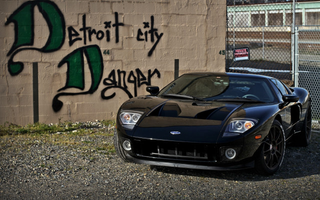 Black sports car graffiti detroit free wallpaper for desktop - medium preview image