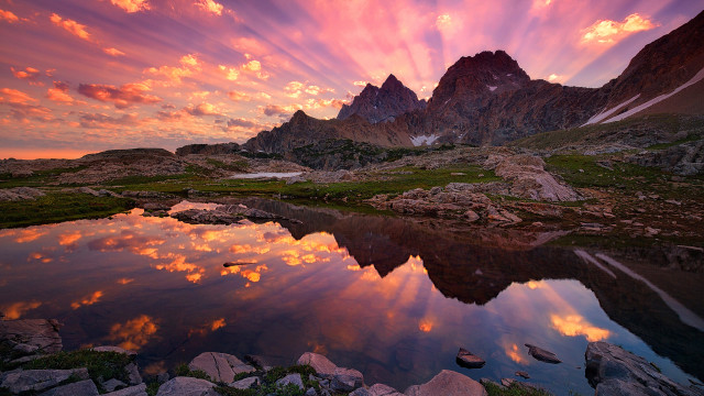 Mountain lake sunset clouds rocks free wallpaper for desktop - medium preview image