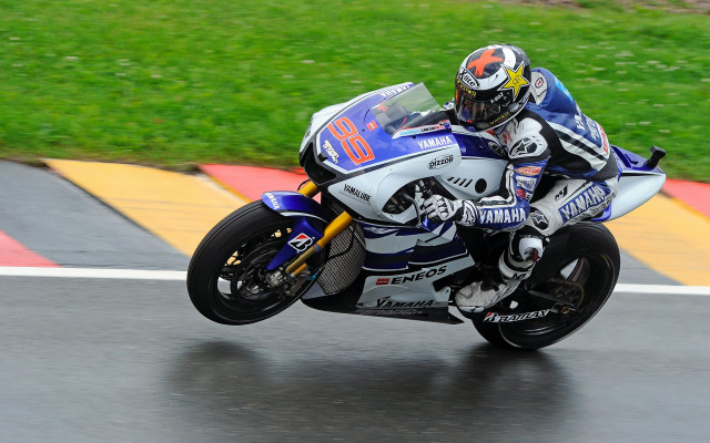 Motorcycle rider rain race track free wallpaper for desktop - medium preview image