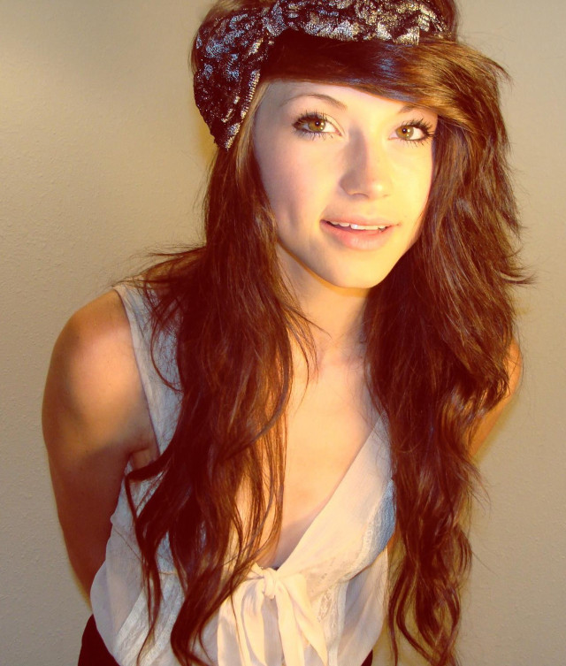 Woman long hair hat white free wallpaper for tablet - medium preview image