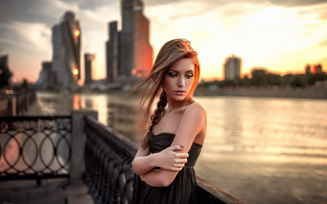 Woman bridge sunset cityscape long free wallpaper for desktop - medium preview image