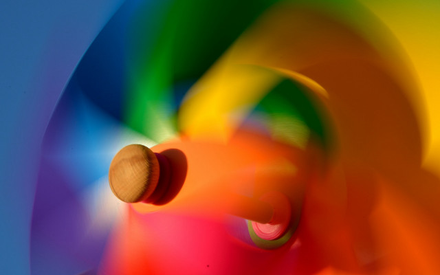 Colorful object wooden button blurry free wallpaper for desktop - medium preview image