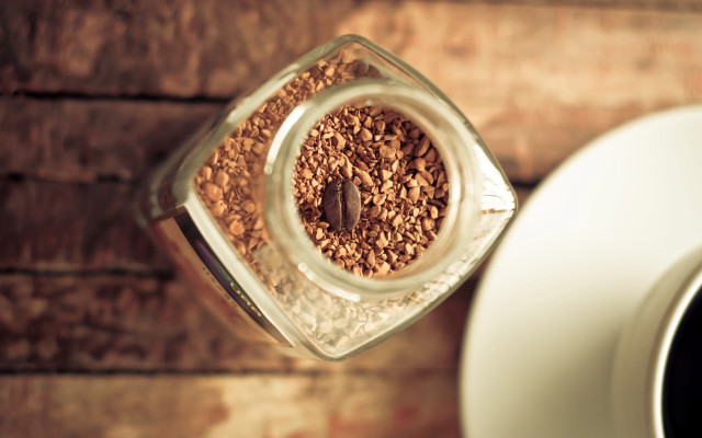 Blender nuts seeds wooden table free wallpaper for desktop - medium preview image