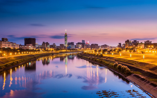 River city night lights bridge #5 free wallpaper for desktop - medium preview image