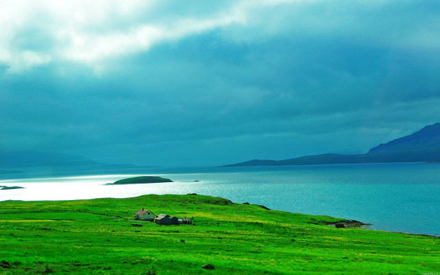 Green field lake houses mountain free wallpaper for desktop - medium preview image