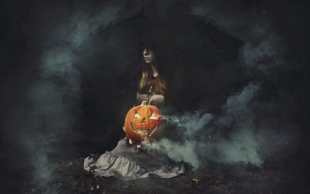 Woman dress pumpkin creepy face free wallpaper for desktop - medium preview image