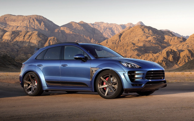 Blue porsche cayenne mountain desert free wallpaper for desktop - medium preview image