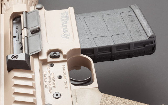 Gun closeup magazine clip precisionism free wallpaper for desktop - medium preview image