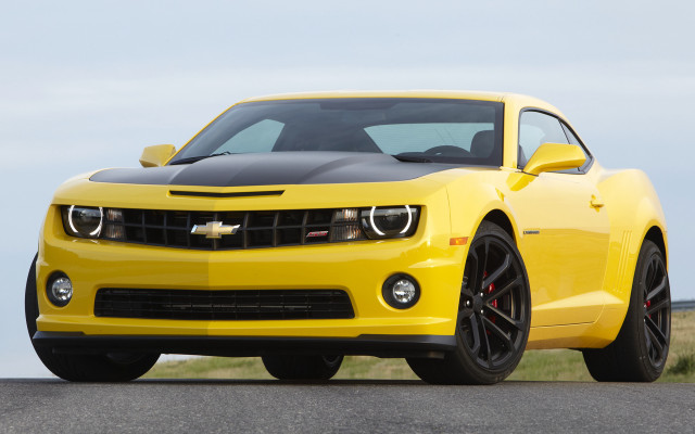 Yellow car road field hill free wallpaper for desktop - medium preview image