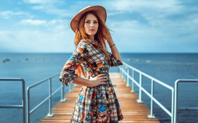 Woman hat pier suitcase ocean free wallpaper for desktop - medium preview image