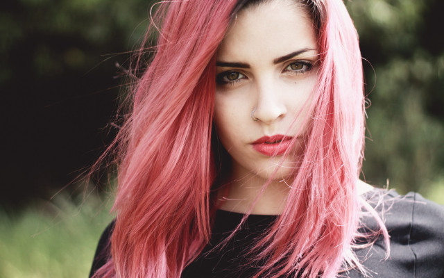 Pink haired woman rainy outdoors free wallpaper for desktop - medium preview image