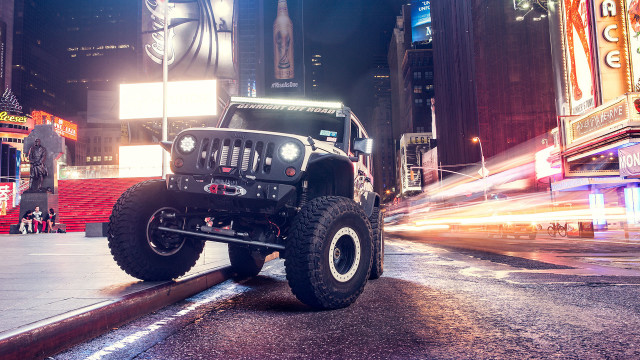 Jeep night city lights skyscraper free wallpaper for desktop - medium preview image