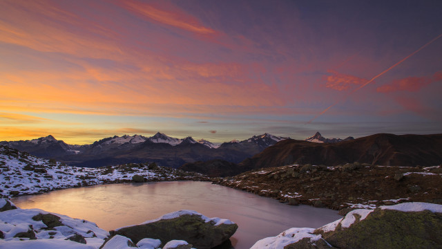 Lake mountains sunset cloudy sky free wallpaper for desktop - medium preview image