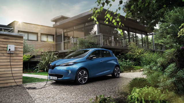 Blue car charger house balcony free wallpaper for desktop - medium preview image