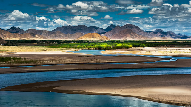 River desert landscape cloudy sky free wallpaper for desktop - medium preview image