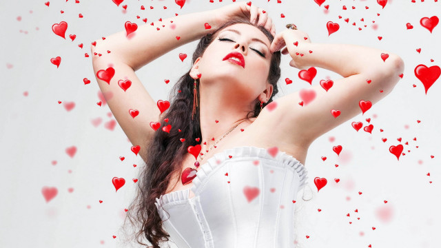 Woman hearts romantic fashion kiss free wallpaper for desktop - medium preview image