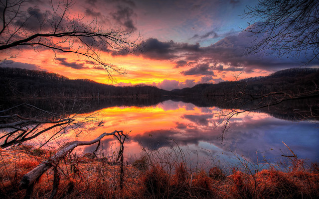 Sunset lake trees clouds autumn free wallpaper for desktop - medium preview image