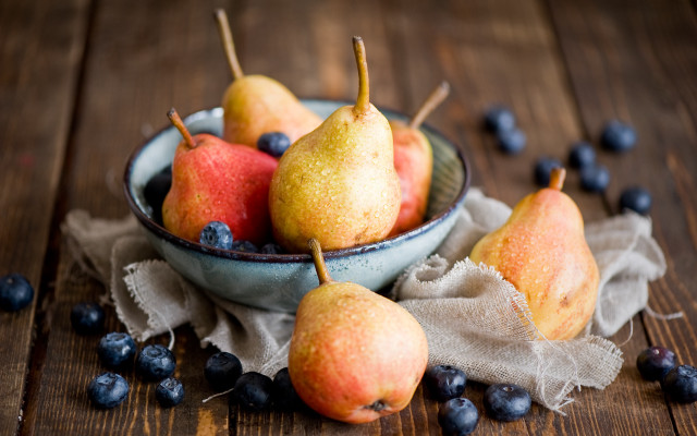 Bowl of fruit blueberries pears #2 free wallpaper for desktop - medium preview image