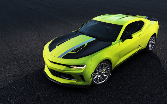 Yellow chevrolet camaro astronaut night free wallpaper for desktop - medium preview image
