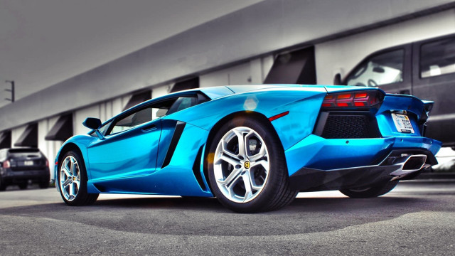 Blue sports car building bus free wallpaper for desktop - medium preview image