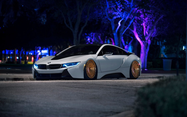 White car night road trees free wallpaper for desktop - medium preview image