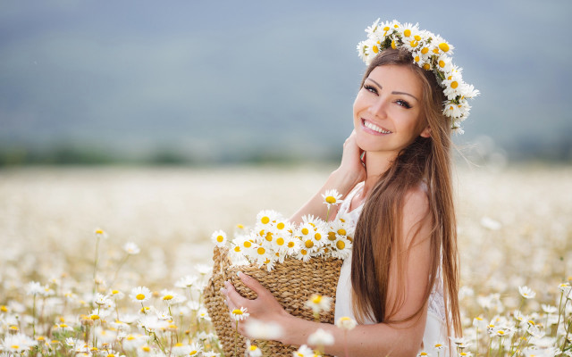 Woman daisy field basket smile free wallpaper for desktop - medium preview image