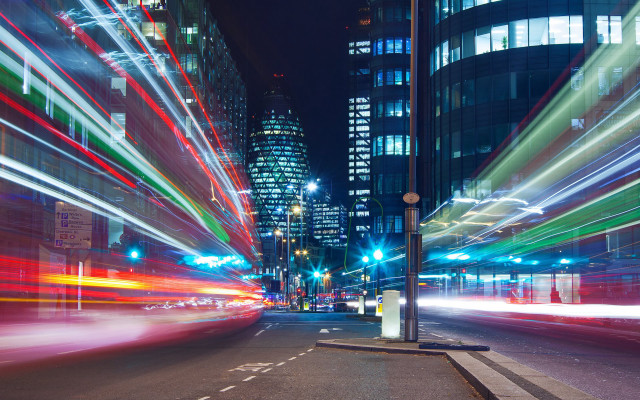 City street traffic night light free wallpaper for desktop - medium preview image