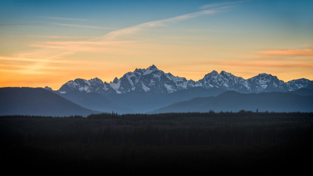 Mountain range sunset clouds trees #7 free wallpaper for desktop - medium preview image