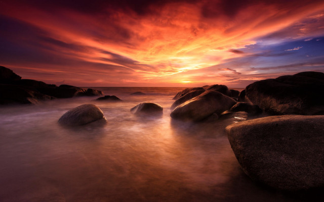Sunset rocky beach cloudy sky #5 free wallpaper for desktop - medium preview image